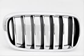 51137316062 GRILLE, RH (PASSENGER SIDE)- MATTE BLACK- W/ 7 CHROME BARS- CHROME SURROUND- WITH OR W/O NIGHT VISION- LUXURY OEM auto part