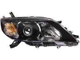 8111008052 LAMP ASSEMBLY, RH (PASSENGER SIDE)- HALOGEN- BLACK BEZEL- W/O LED DAYTIME LAMP- SE MODEL- CAPA CERTIFIED Hover OEM auto part