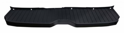 LK4Z17C829EA BUMPER STEP PLATE- PLASTIC- SMOOTH TEXTURED BLACK- FROM SEP4/2018 OEM auto part
