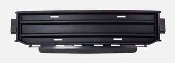 ML3Z17B968AB BUMPER TRIM- CENTER FILLER- TEXTURED BLACK- MODEL W/O BLOCK HEATER- 2.7L TURBO / 3.0L TURBO DIESEL / 3.5L TURB OEM auto part