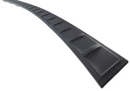 LB5Z17B807AA BUMPER STEP PAD- PLASTIC POLYMER- TEXTURED BLACK- W/O BUMPER MOULDING OEM auto part