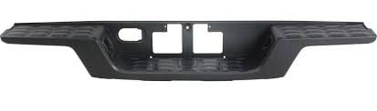 5205704020 BUMPER STEP PAD- PLASTIC POLYMER- TEXTURED BLACK- W/O SENSOR HOLES- W/O TOWING HITCH OEM auto part