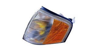 2028261143 LAMP LH (DRIVER SIDE) OEM auto part