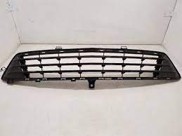 84776043 BUMPER LOWER GRILLE- GLOSS BLACK- Plan Image