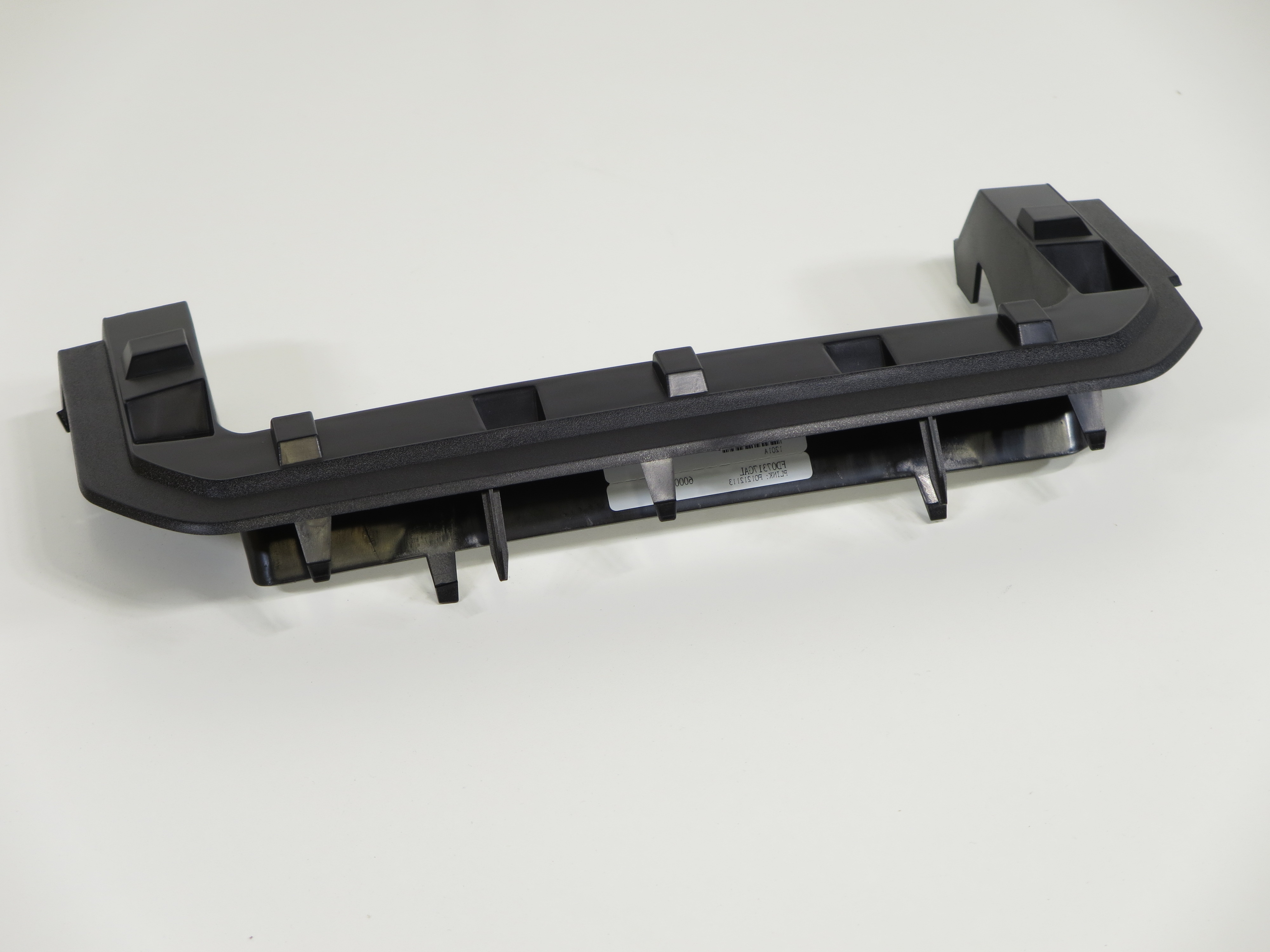 BC3Z8A284CA GRILLE SIDE SUPPORT REINFORCEMENT, RH Plan Image