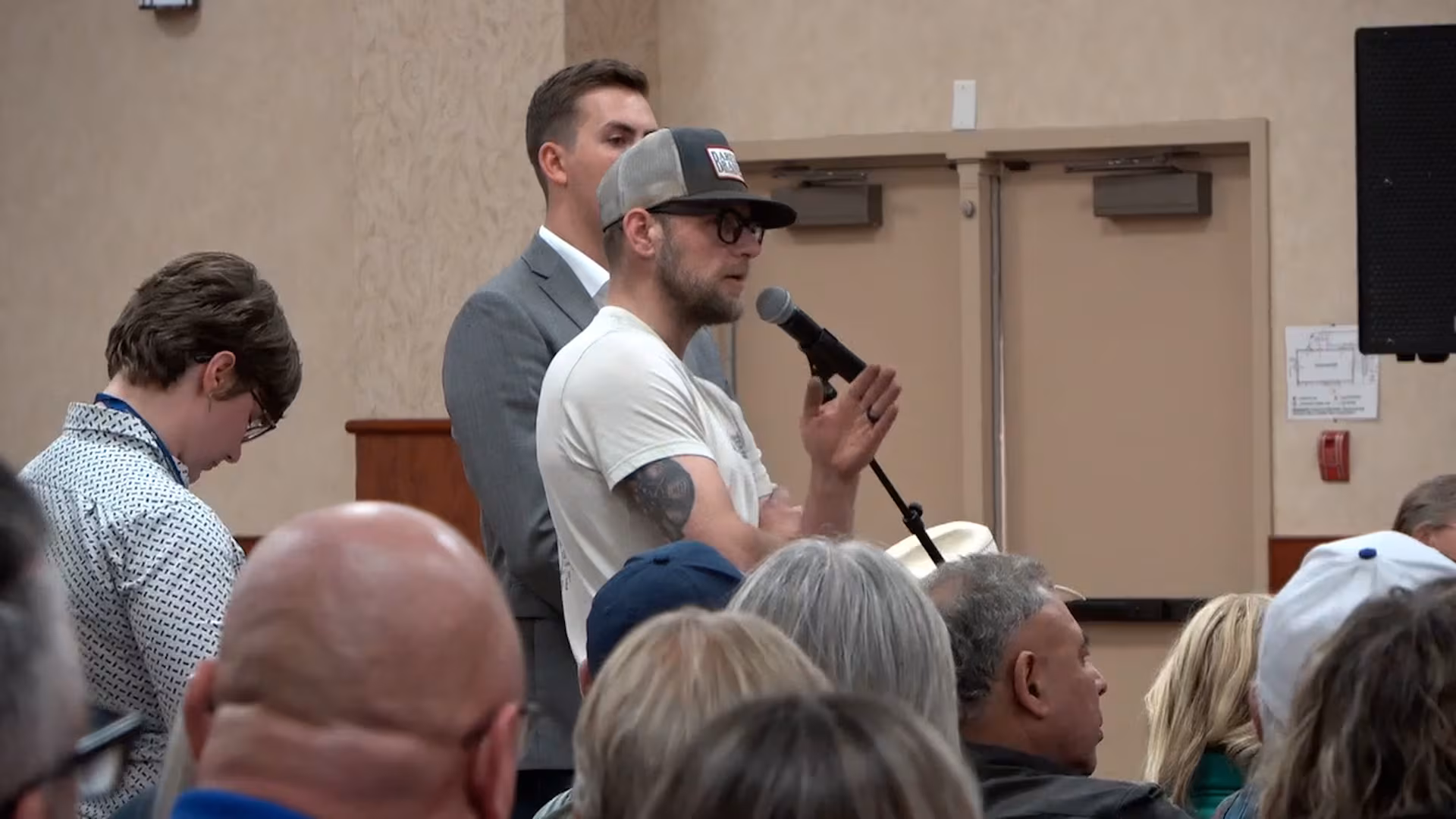 Alberta's AI Data Centre Plan Faces Fiery Backlash at Town Hall