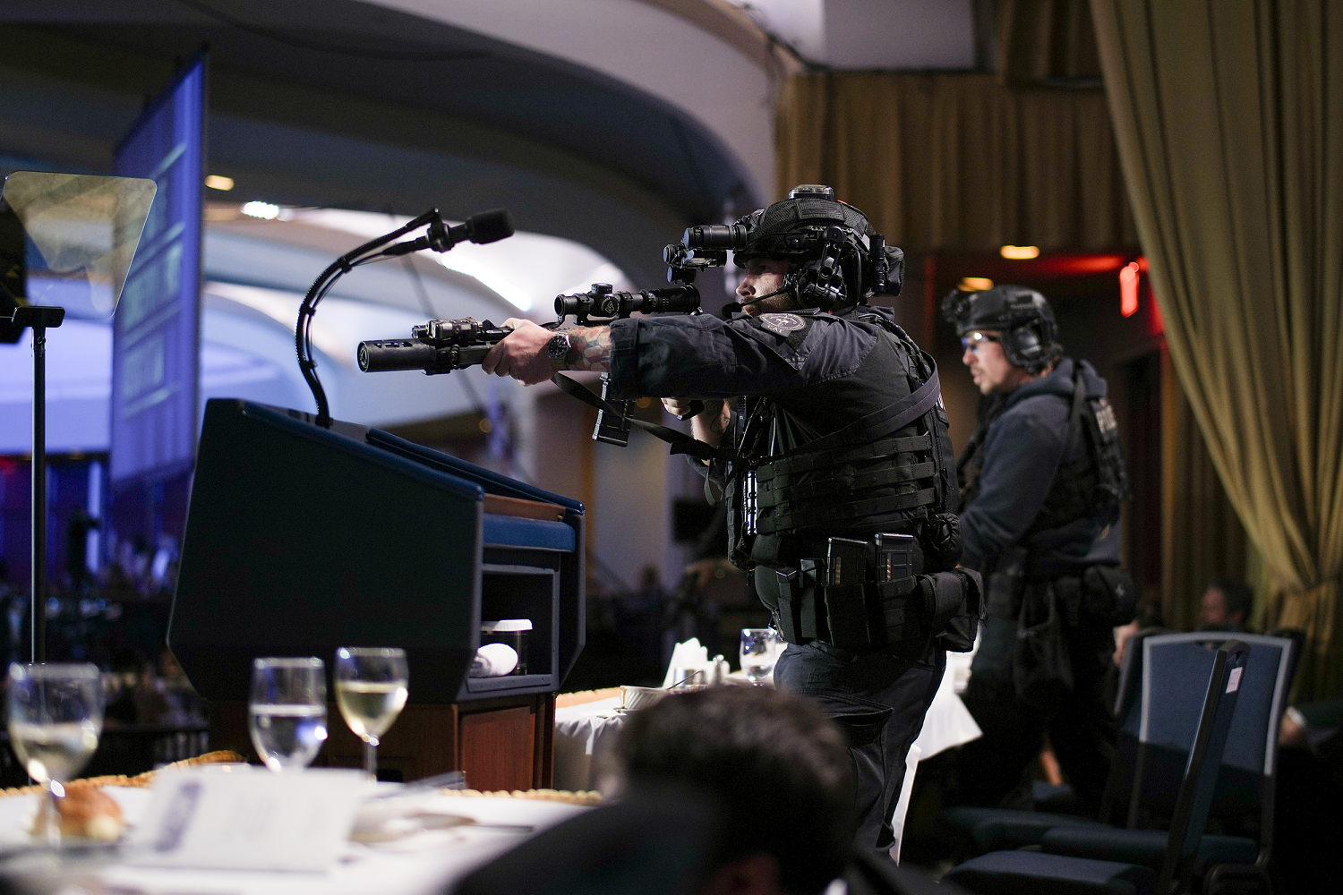 Armed Man Breaches White House Correspondents' Dinner, Secret Service Intervenes