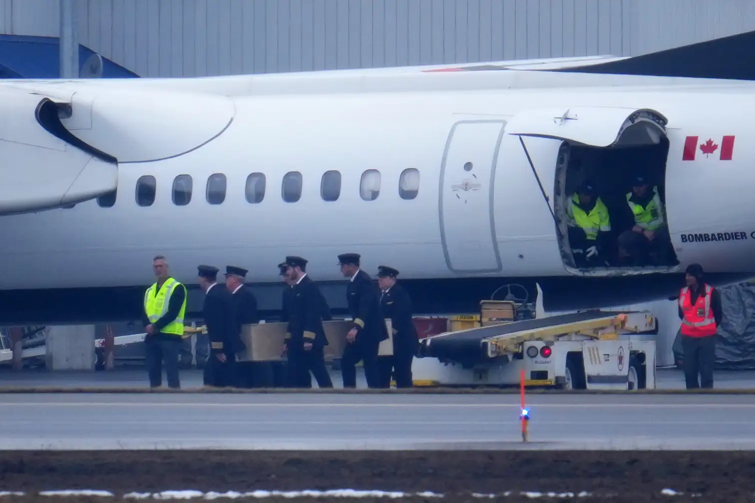 Canadian Pilots Killed in LaGuardia Crash Return Home as Aviation Industry Mourns