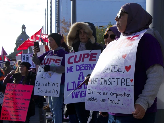 CUPE Alberta Sounds Alarm Over Bill 28, Calling It a Provincial Power Grab Over Municipal Services