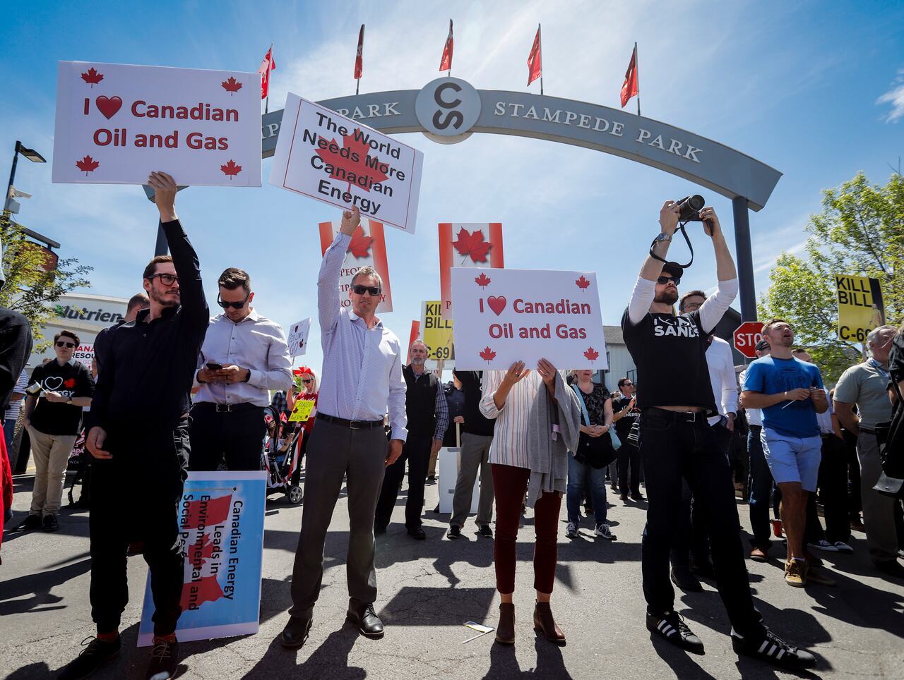 First Nations Leaders in Calgary Warn Pipeline Investors: Legal Fight Ahead