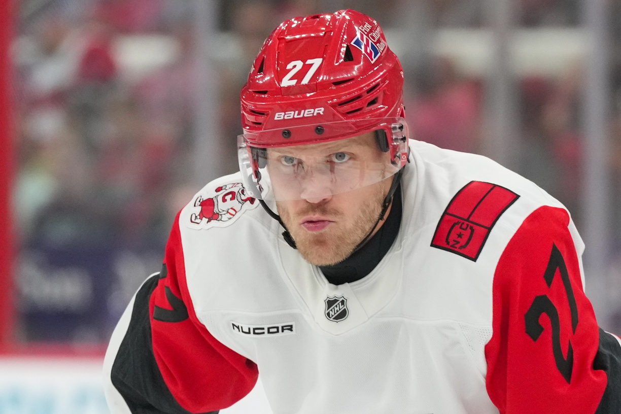 Hurricanes Leave Senators in the Dust with Dominant Series Win