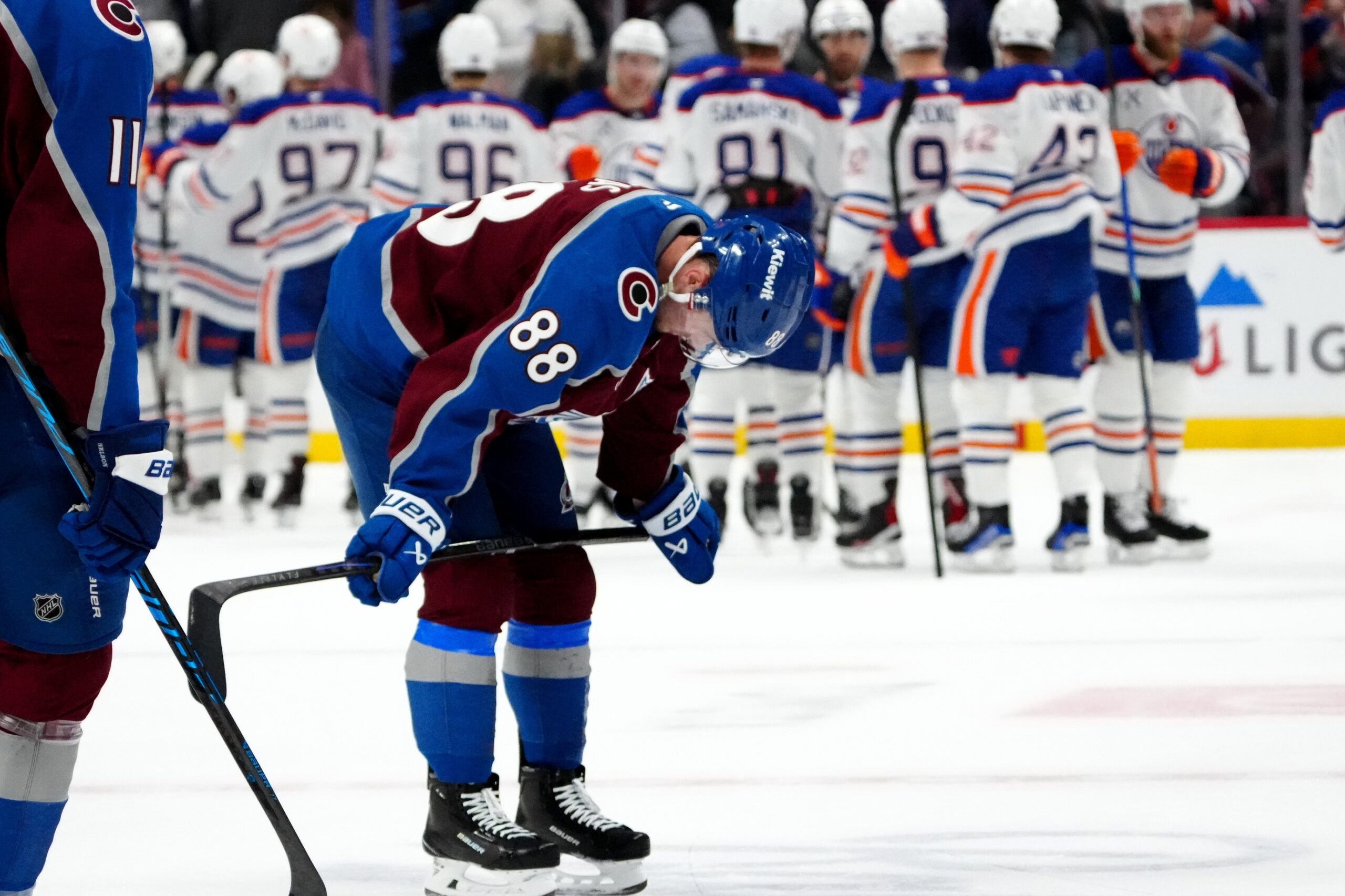 Oilers Host Reeling Avalanche in Crucial Playoff Positioning Matchup