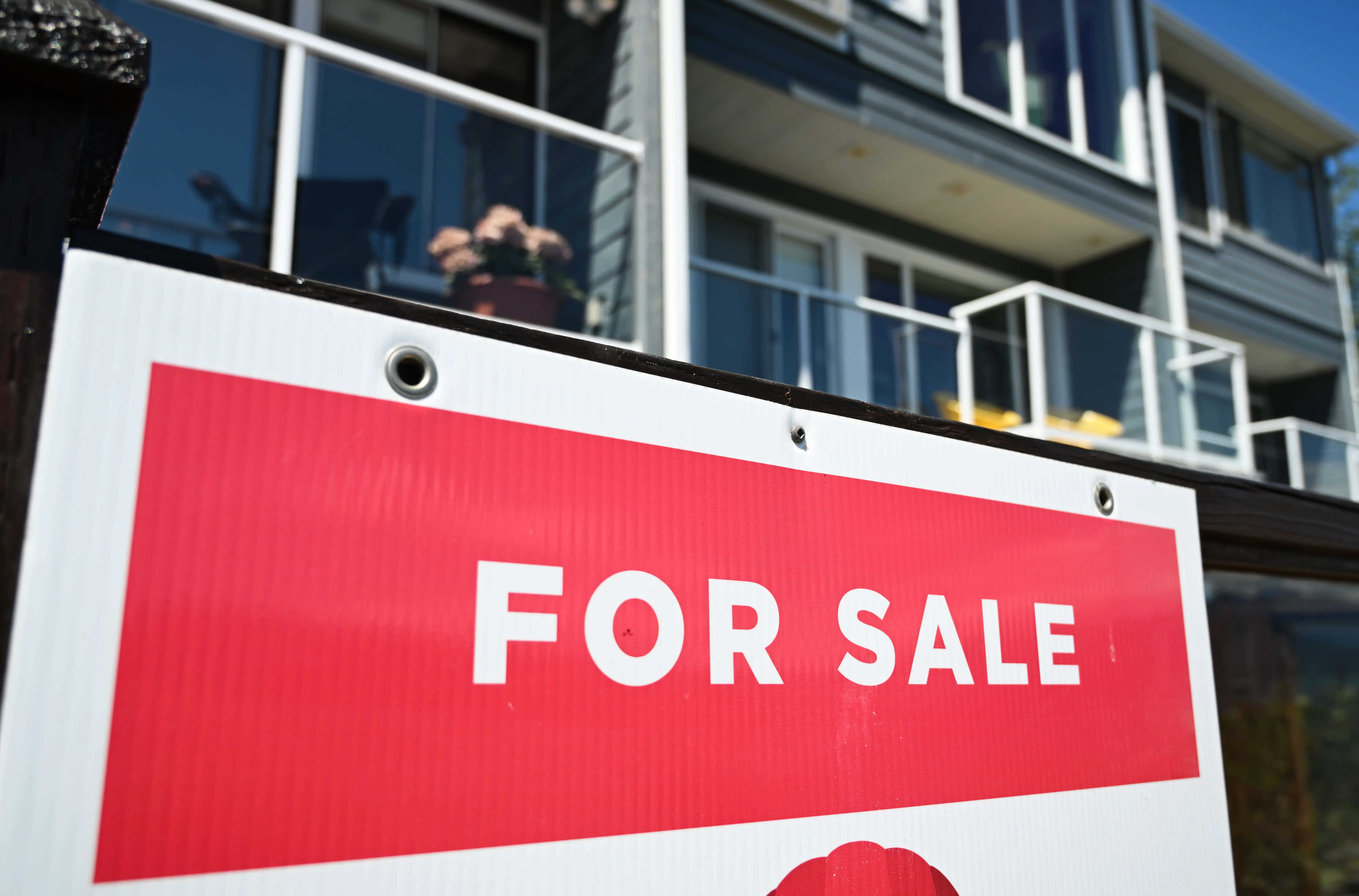 Parent Co-Signing Mortgages Hits Record High in Canada—Here's What It Means for Your Family