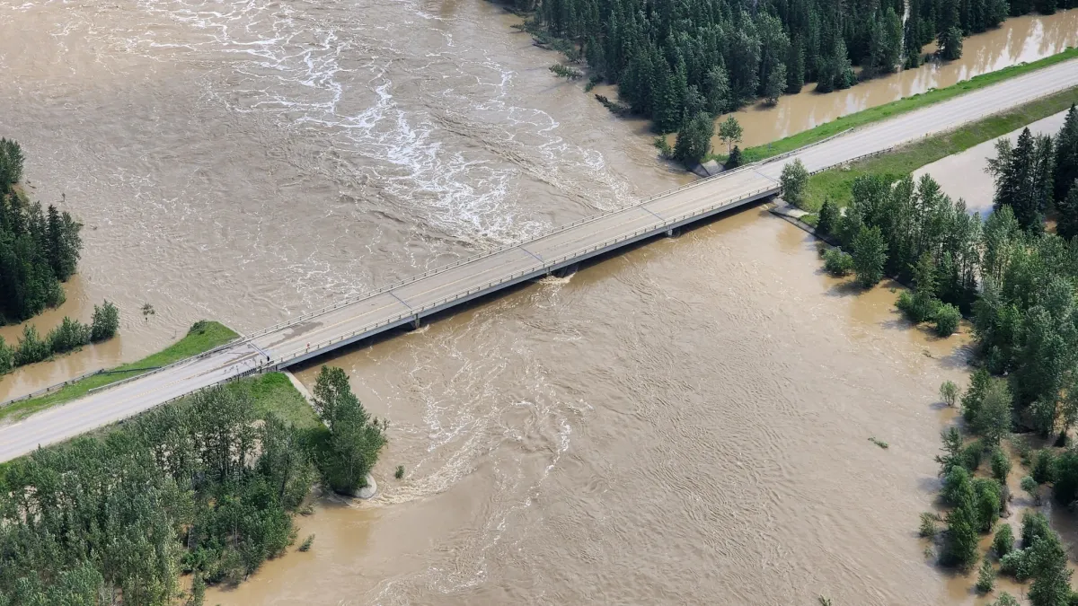 Southern Alberta Hit by Catastrophic Flooding as Rivers Surge Past Record Levels
