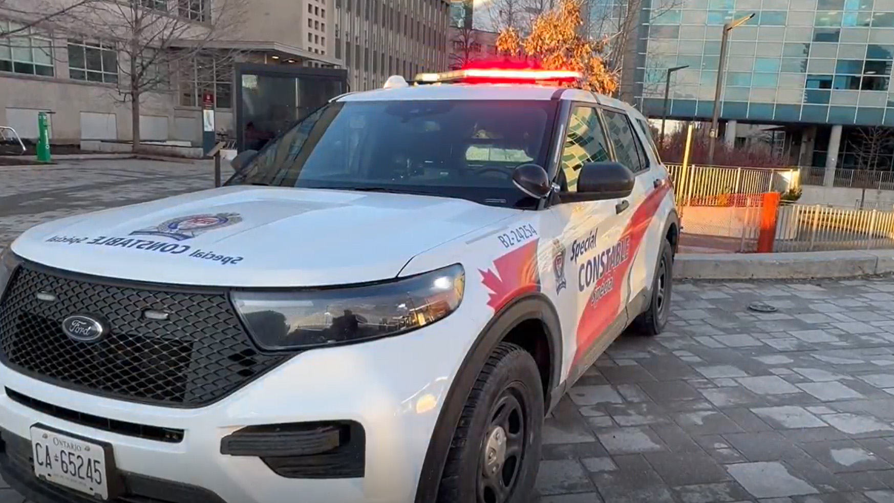 University of Ottawa Campus Lockdown Ends After Man Charged With Carrying Replica Firearm