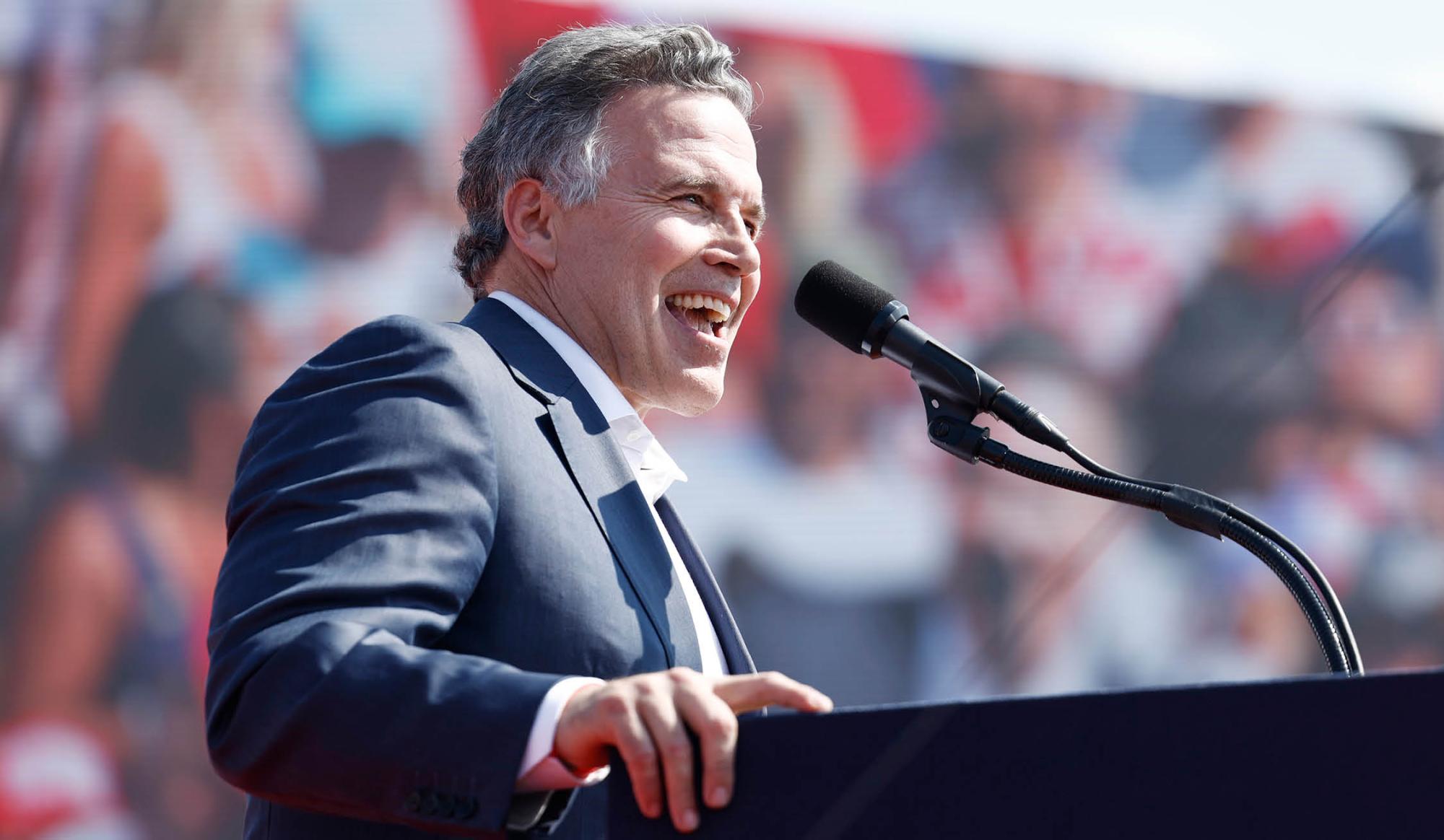 U.S. Senator Warns: AI Race With China Demands Energy Revolution